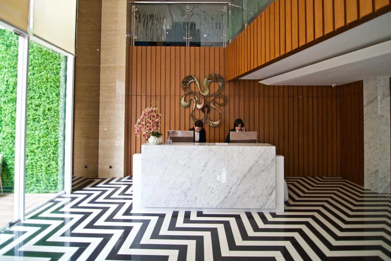 Verse Luxe Wahid Hasyim 3* Jakarta