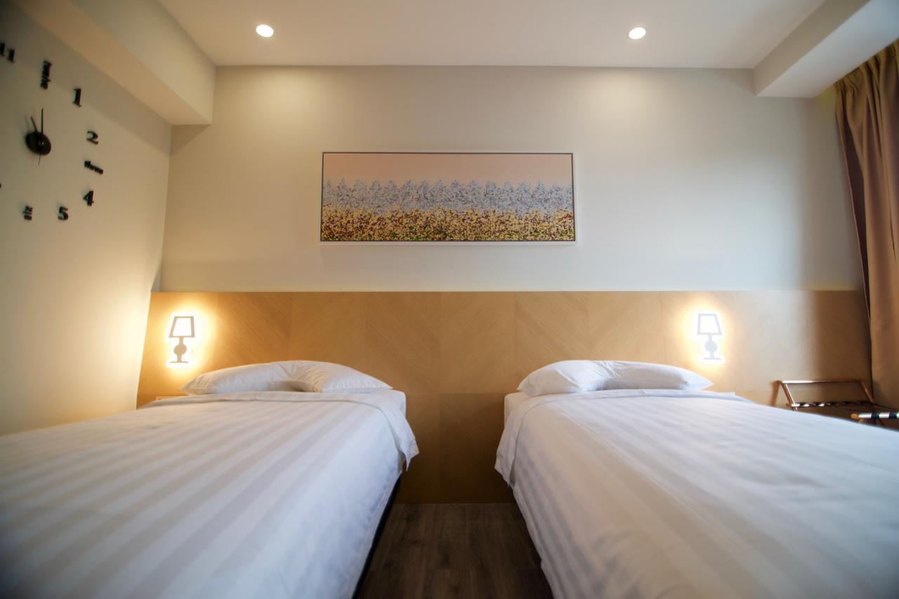 Hotel Verse Luxe Wahid Hasyim