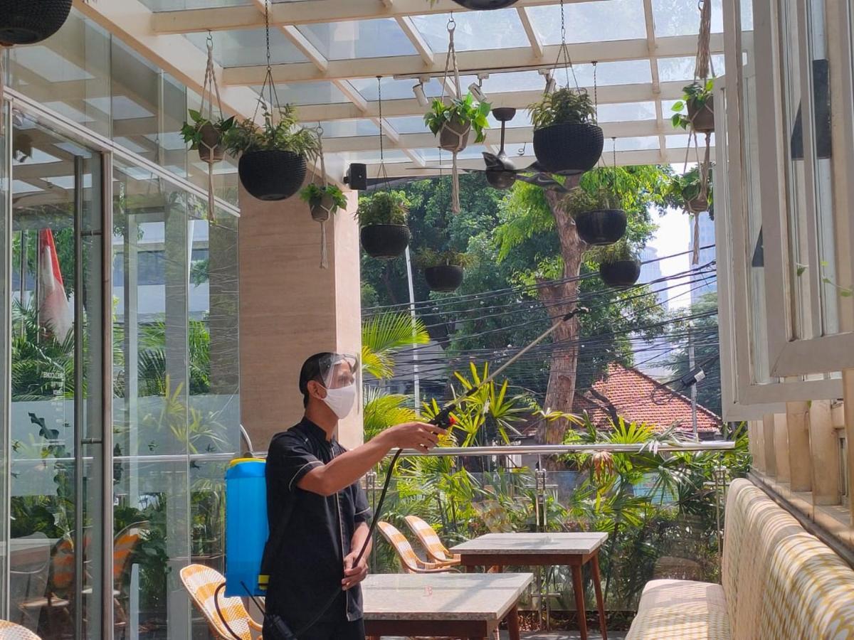 Verse Luxe Wahid Hasyim Hotel 3*