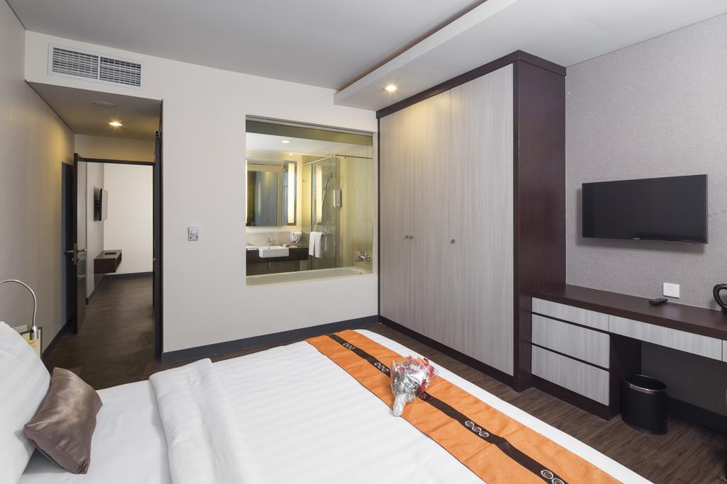 Verse Luxe Wahid Hasyim Jakarta